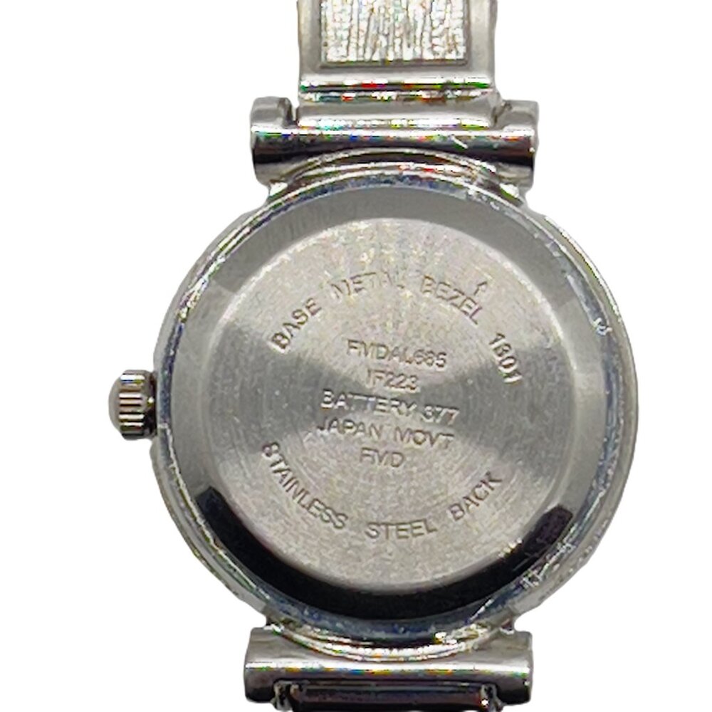 Pretty Ladies Pink and Silver Colored Quartz Watch - Picture 3 of 6